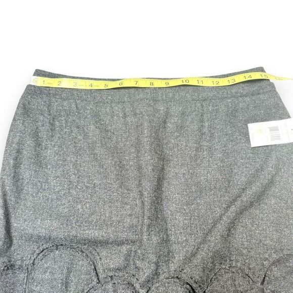 Lavender Label Vera Wang Grey Wool Silk Floral and Mesh Detail Pencil Skirt Sz 4 - Picture 10 of 11